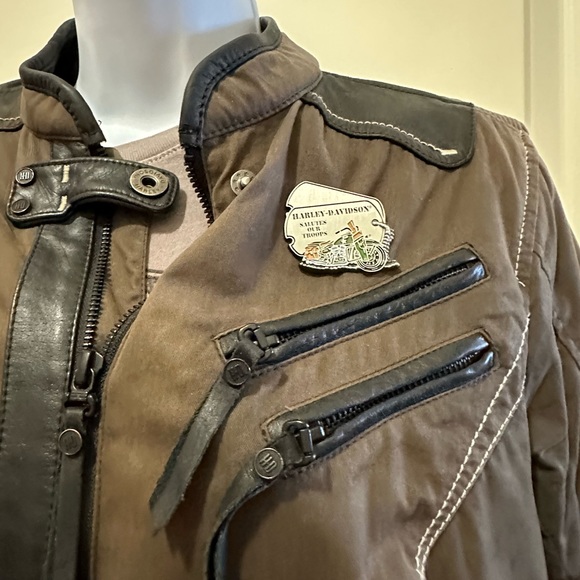 Harley Davidson Riding Jacket - Picture 4 of 15
